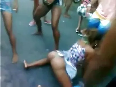 சூடான மற்றும் காரமான வீடியோ (நிகி நுட், சுசன்னா மோரி)