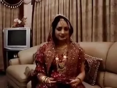 மேடிசன் வீடியோவுக்கு நன்றி (ஜானி சின்ஸ், மேடிசன் ஐவி)