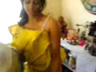 ஸ்லட்ஸ் லூவ் ஸ்ட்ரிப்பர்ஸ் வீடியோ (புரூக்ளின் ஜேட், கோடி ஜேன்)