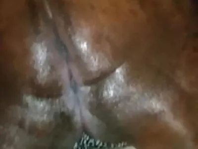செக்ஸ் வீடியோவுடன் உங்கள் பணியாளருக்கு உதவிக்குறிப்பு (சியானா ஹில்)
