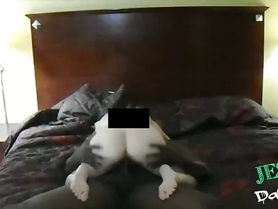 ஒர்க் ஒர்க் அவுட் வீடியோ (மெக்கன்சி பியர்ஸ்)